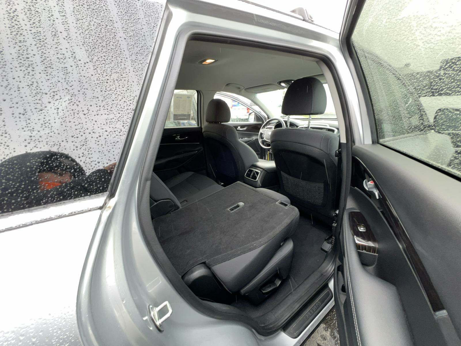 2019 Kia Sorento S V6 AWD