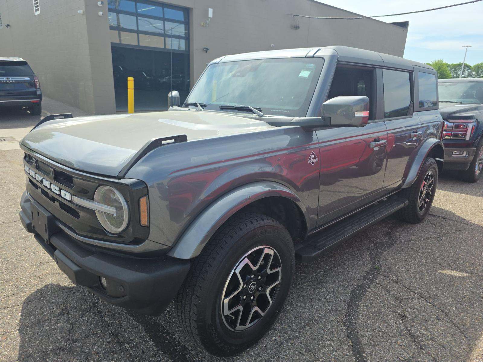 FORD BRONCO - 1