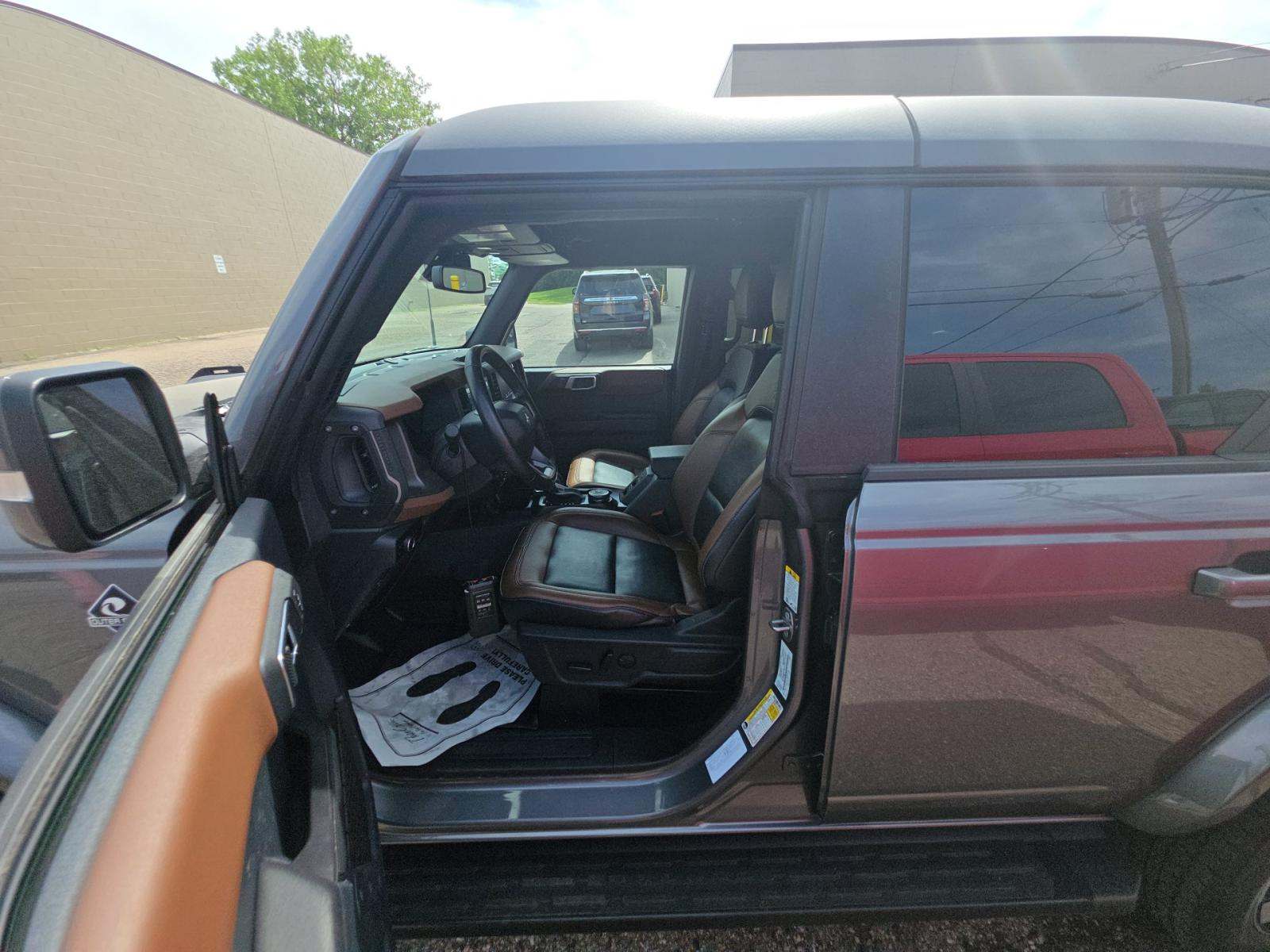 FORD BRONCO - 6