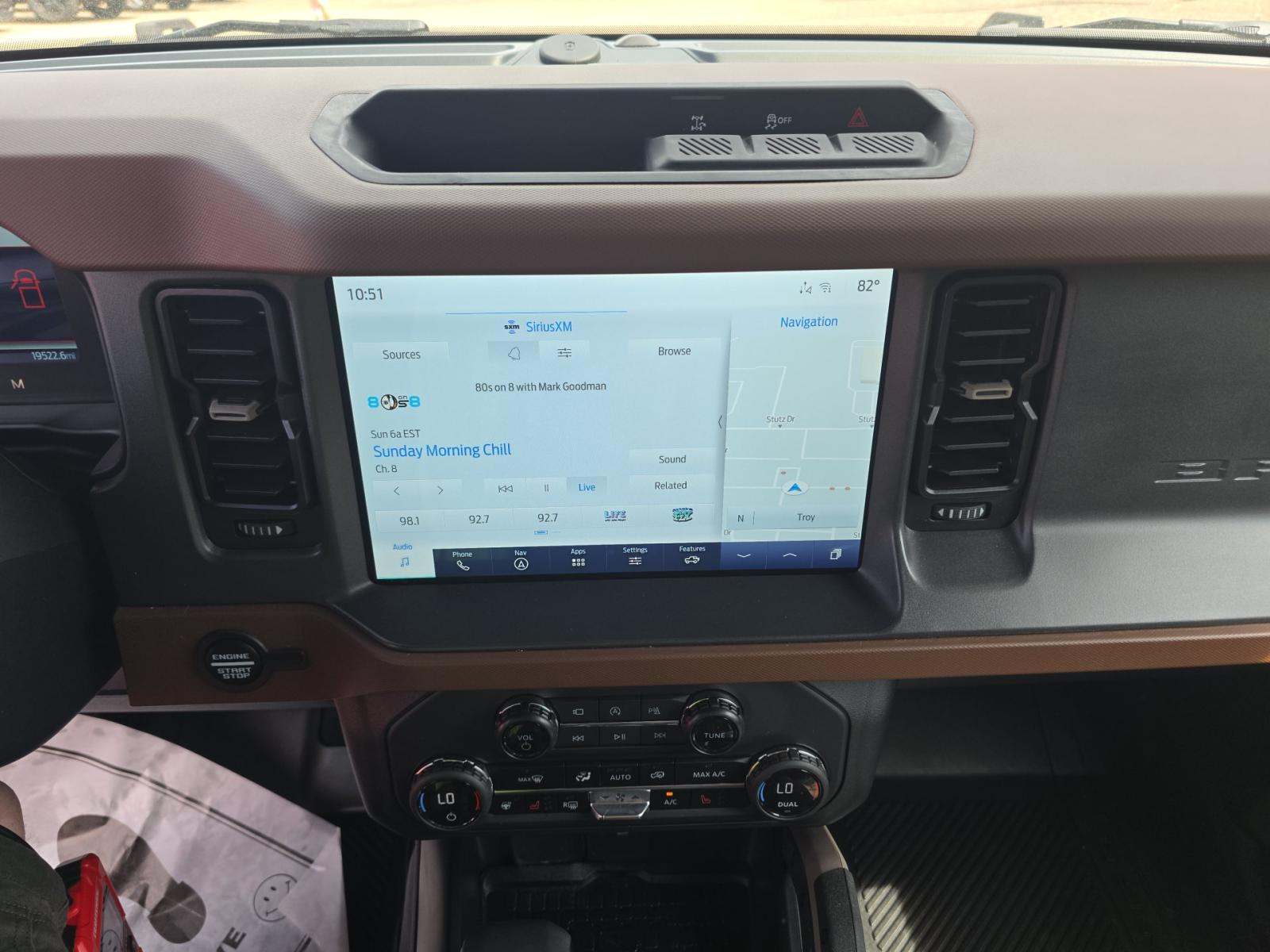 FORD BRONCO - 10