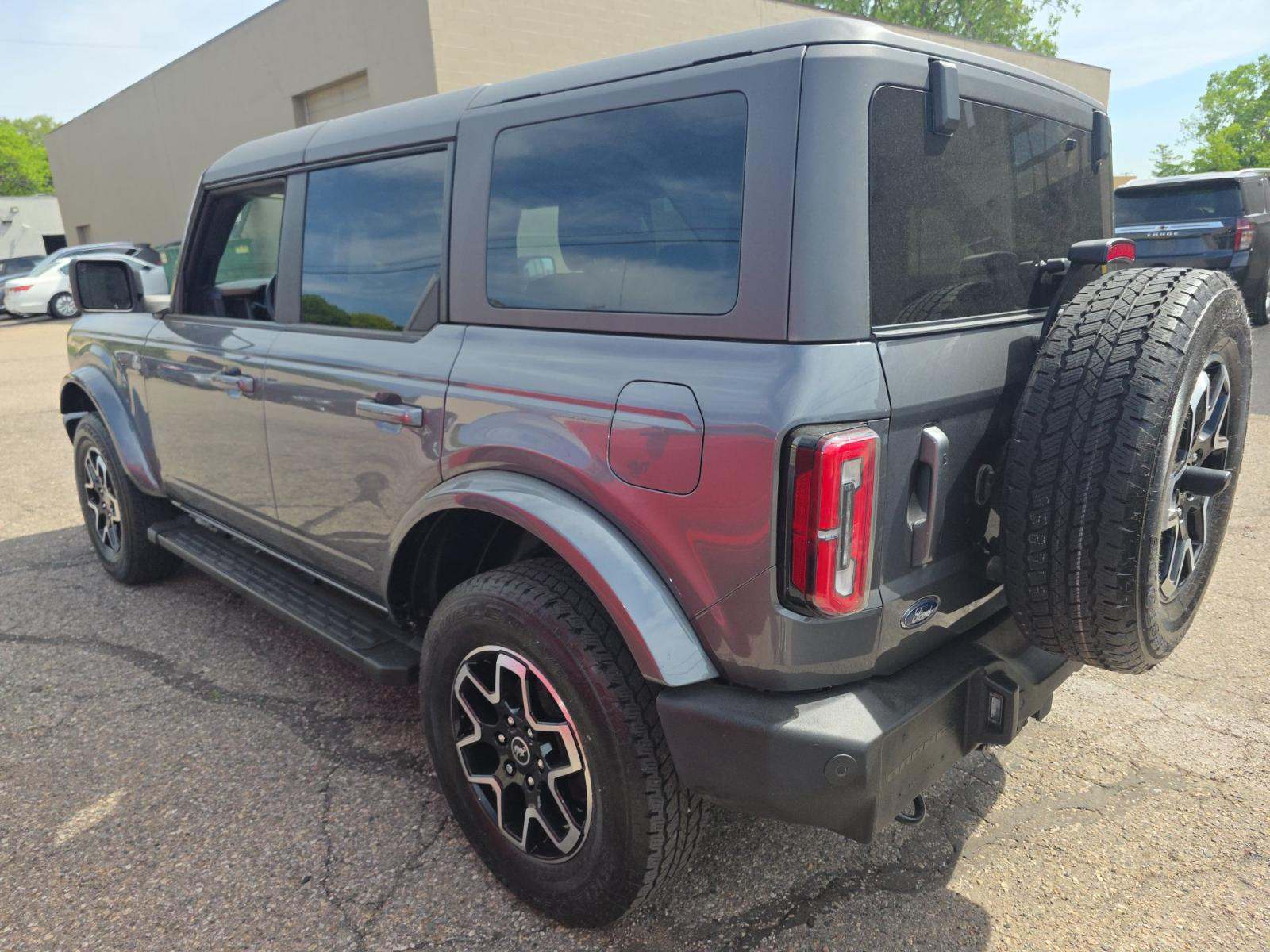 FORD BRONCO - 2