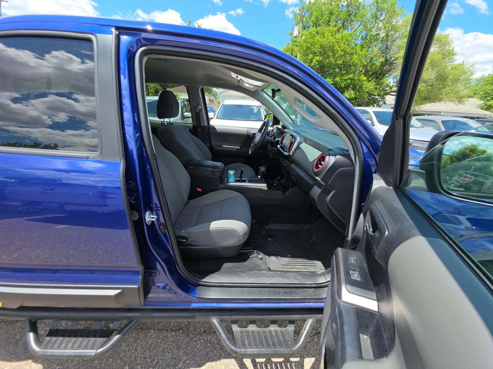 2023 Toyota Tacoma SR5 RWD