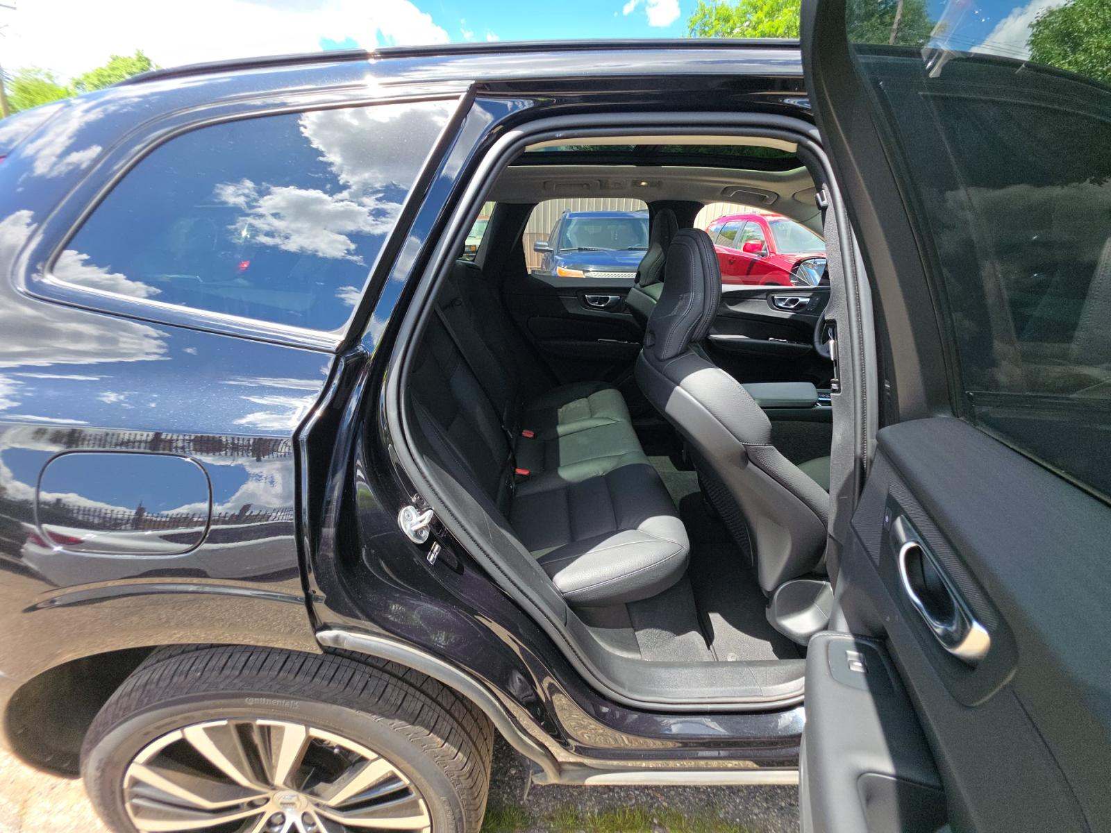 2025 Volvo XC60 B5 Plus AWD