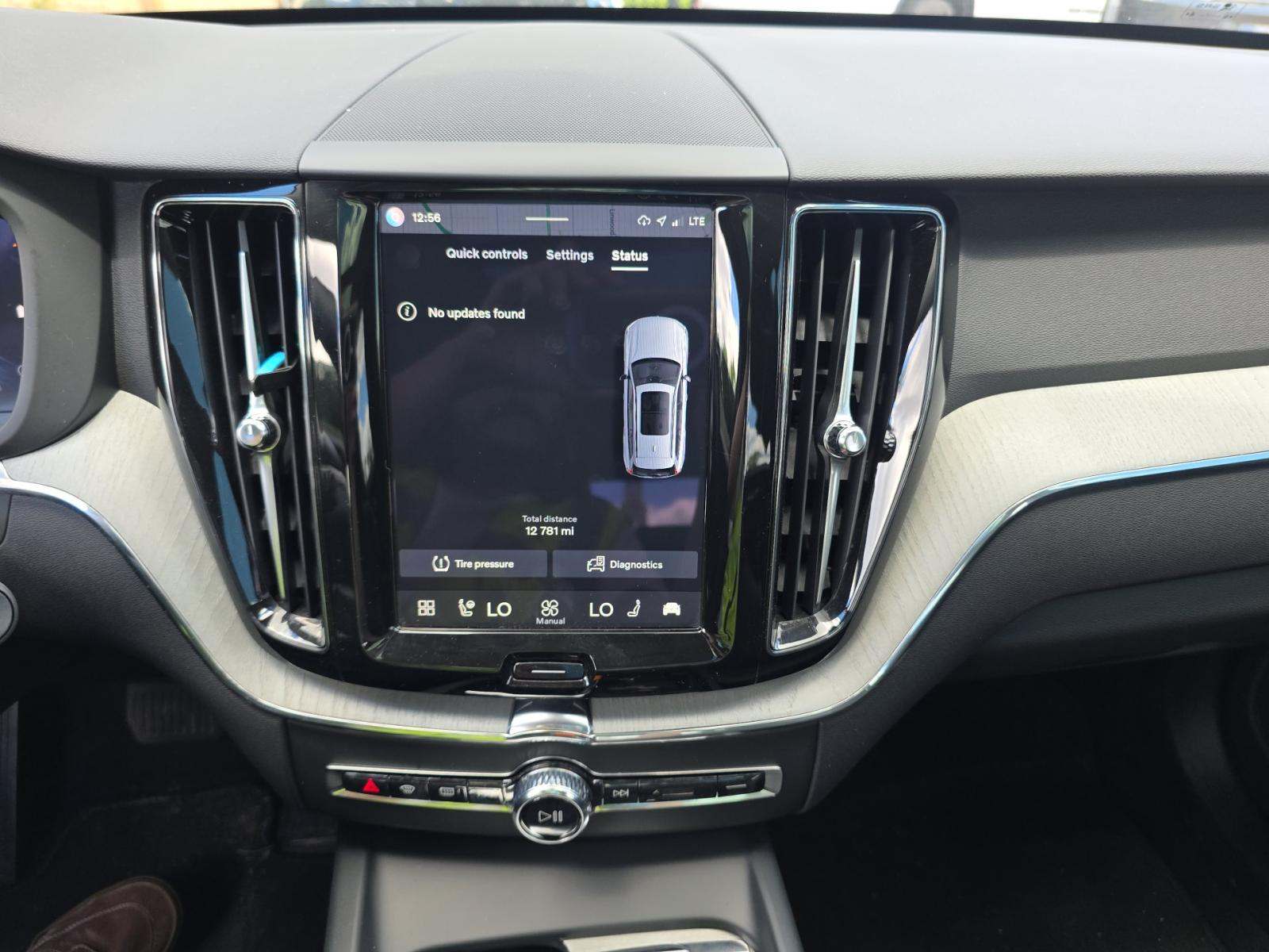 2025 Volvo XC60 B5 Plus AWD