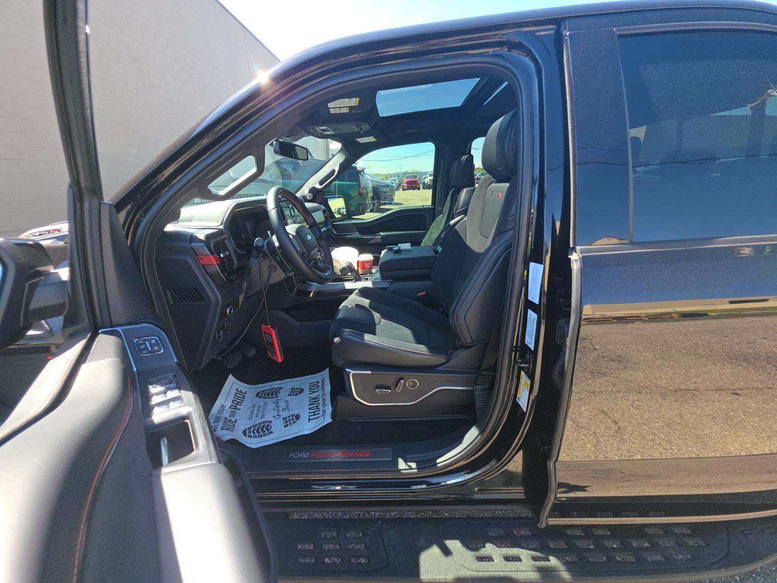 2025 Ford F-150 Raptor AWD