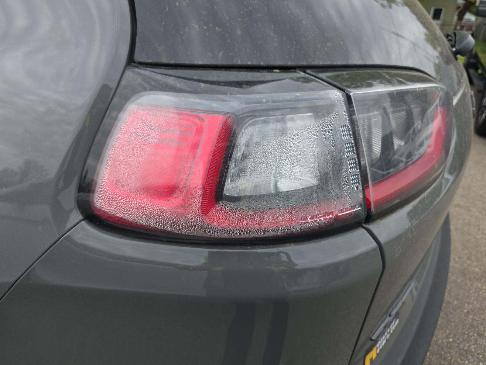 2022 Jeep Cherokee Trailhawk AWD
