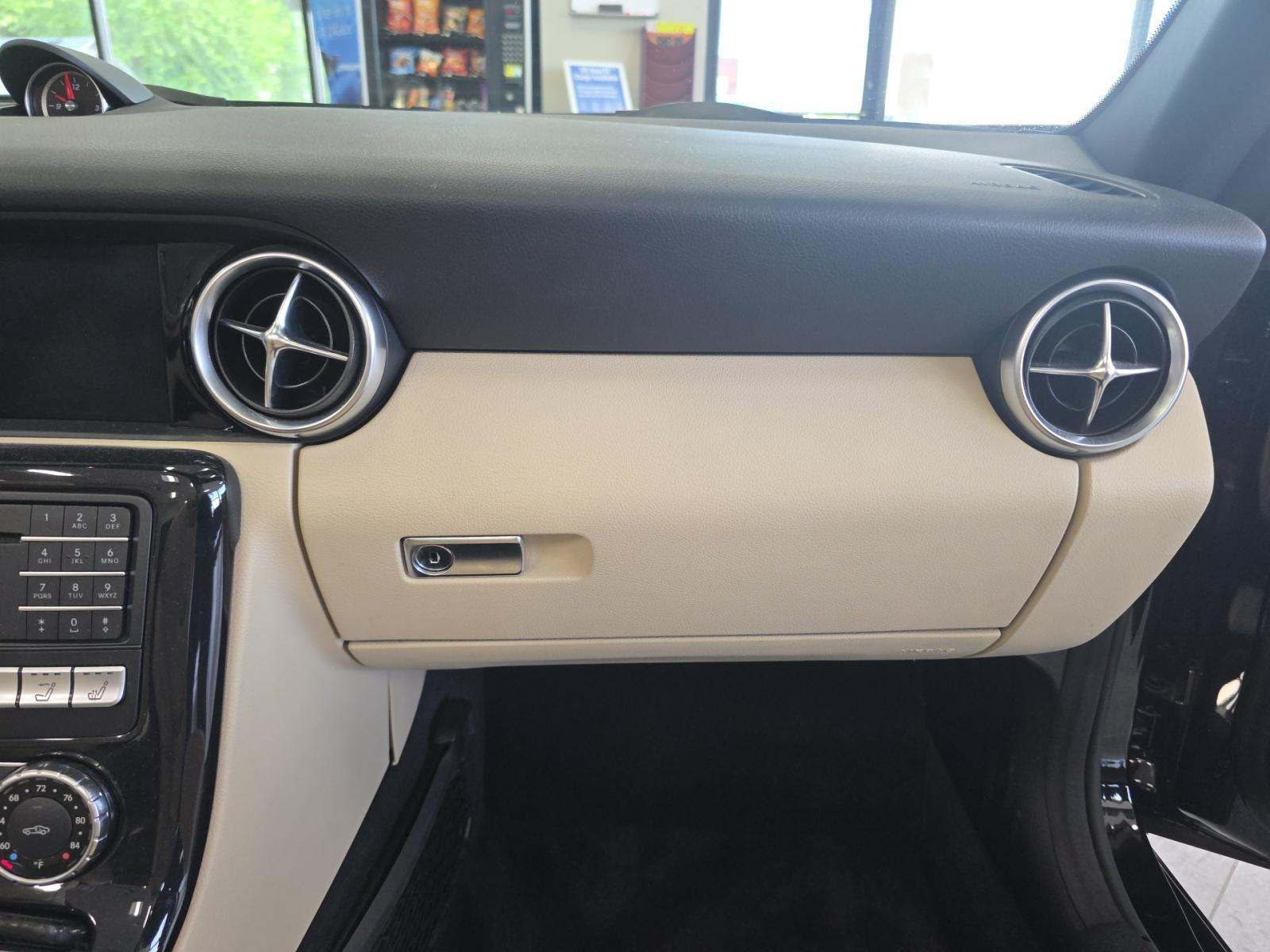2020 Mercedes-Benz SLC SLC 300 RWD