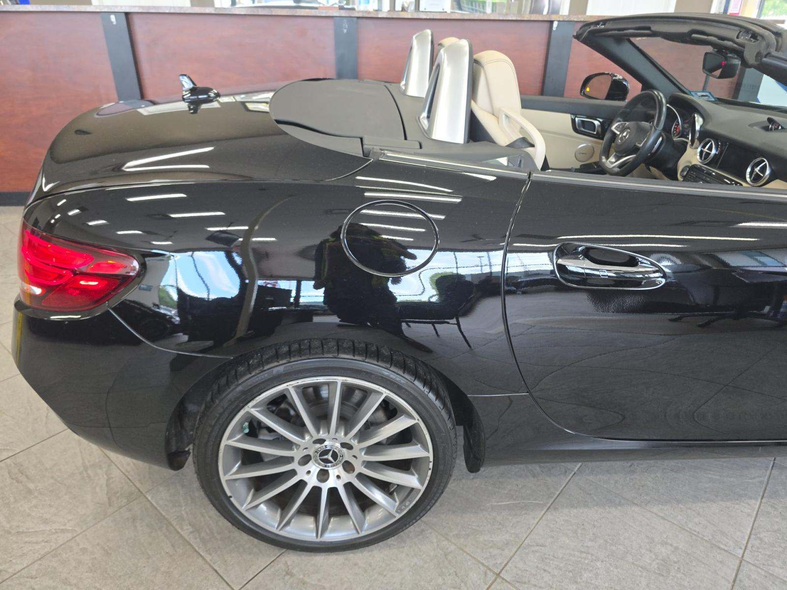 2020 Mercedes-Benz SLC SLC 300 RWD