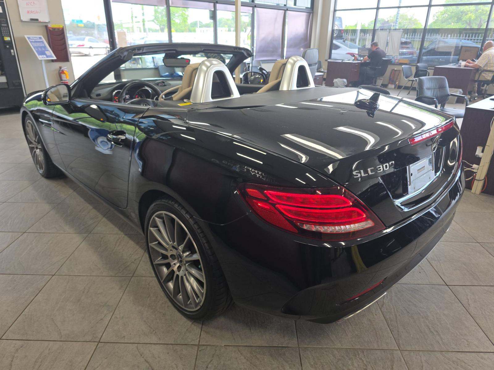 2020 Mercedes-Benz SLC SLC 300 RWD