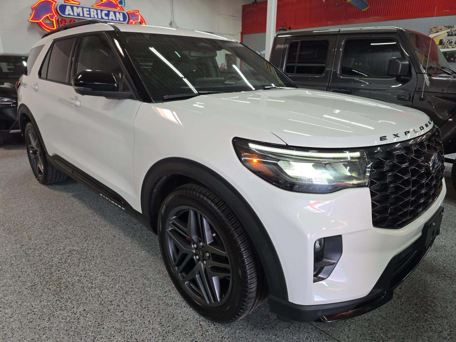 FORD EXPLORER - 4