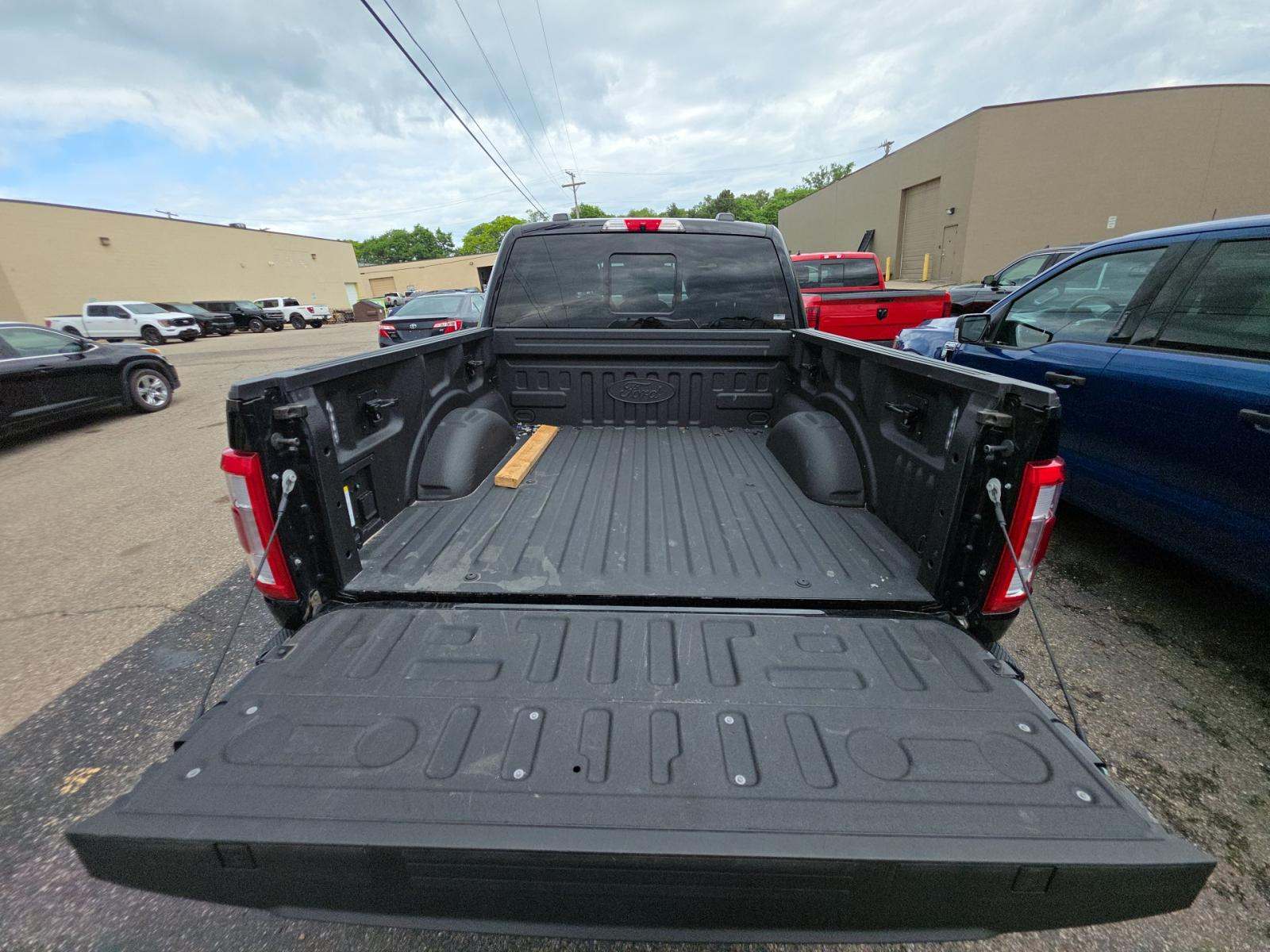 2022 Ford F-150 Lariat AWD