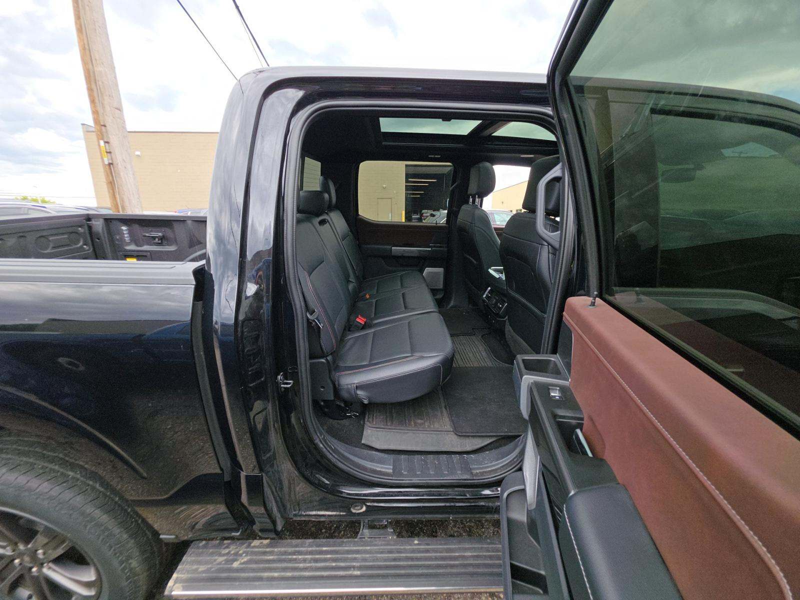 2022 Ford F-150 Lariat AWD