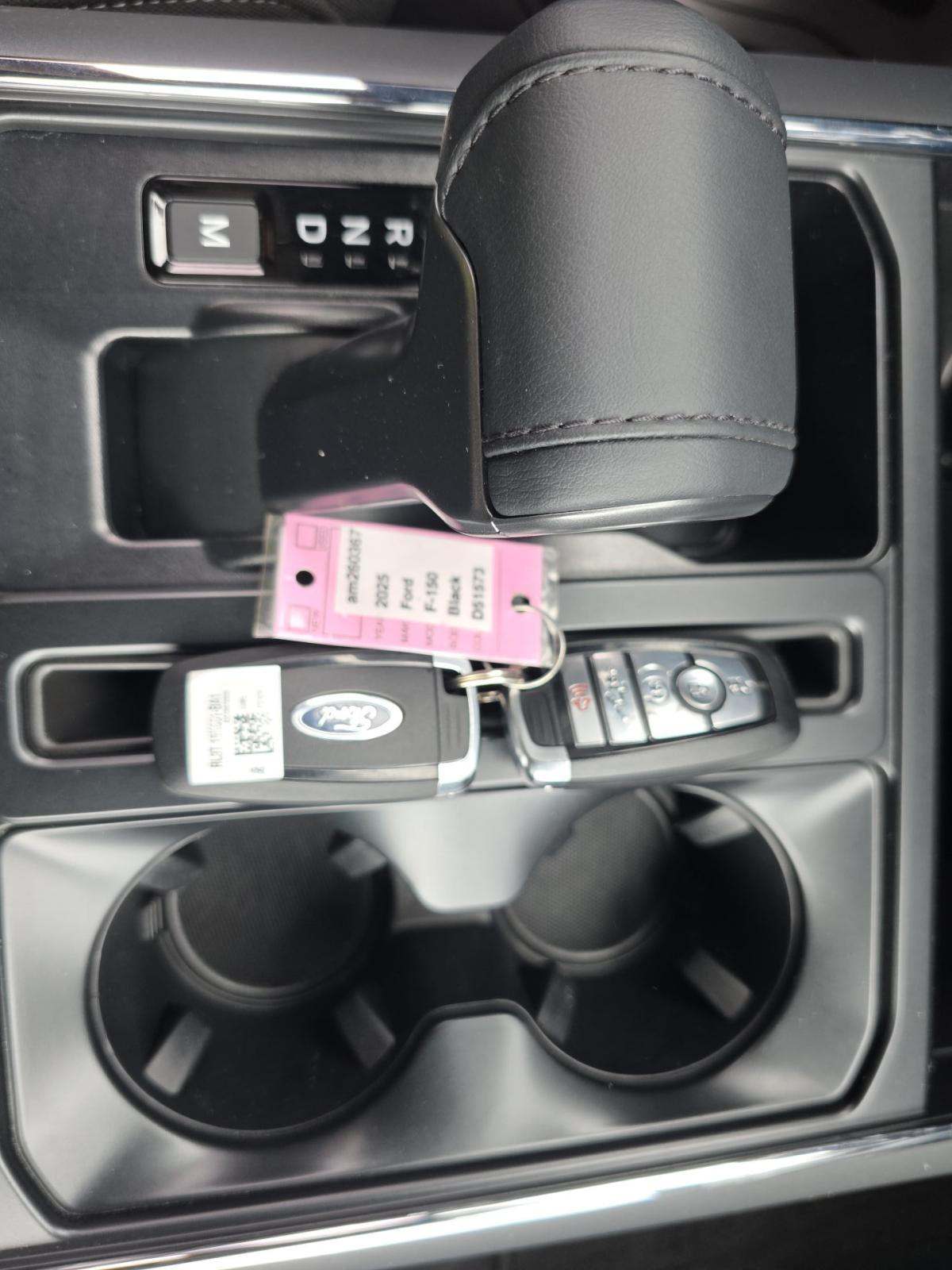 2025 Ford F-150 XLT AWD