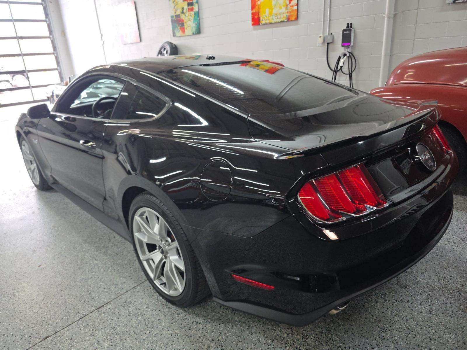 2015 Ford Mustang GT Premium RWD