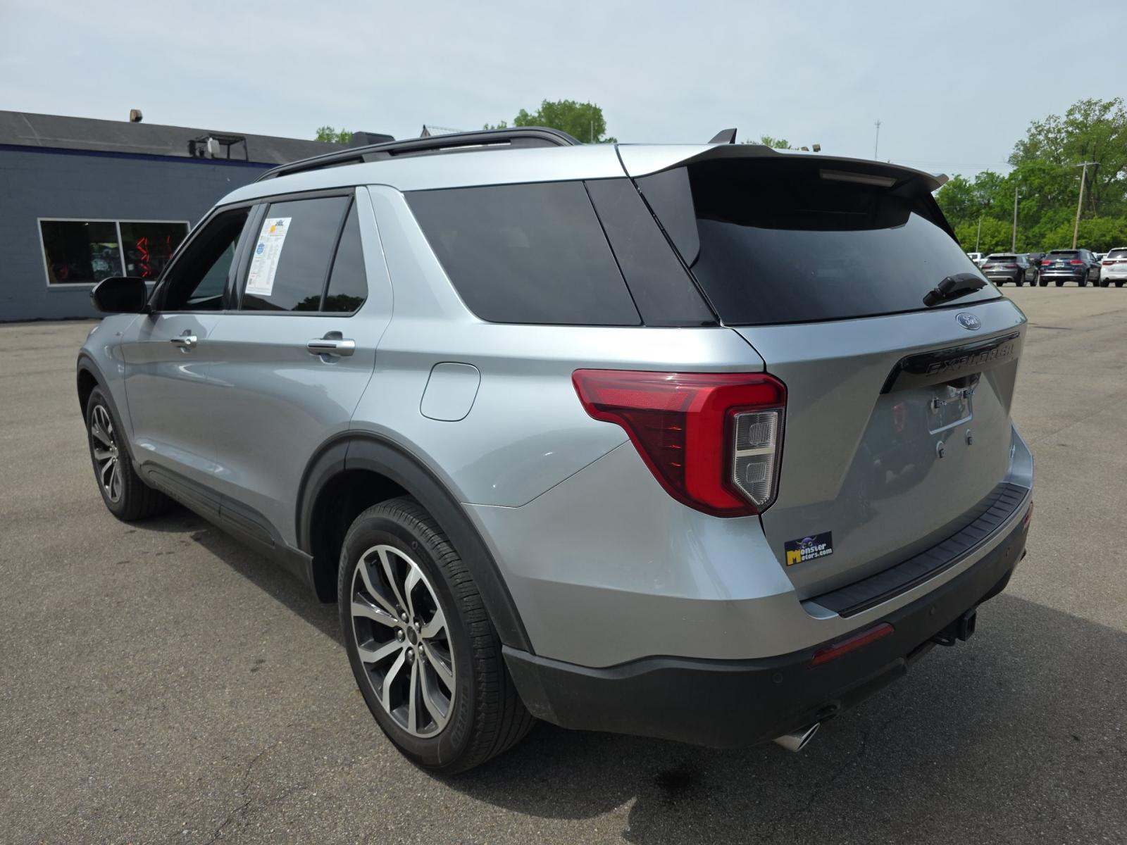 FORD EXPLORER - 2