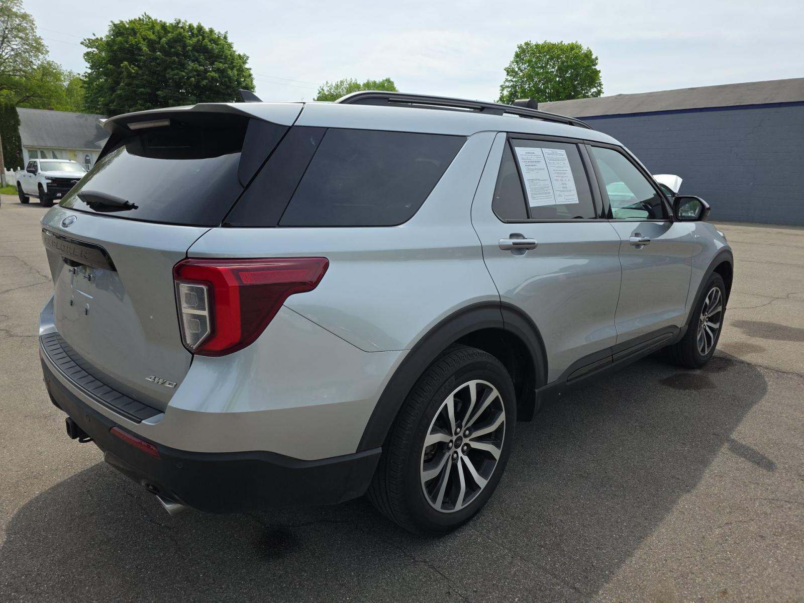 FORD EXPLORER - 3