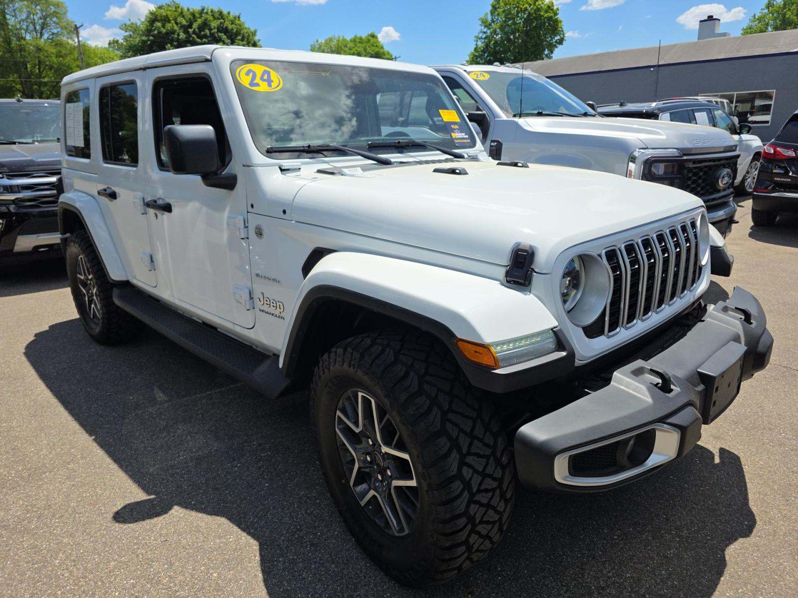 2024 Jeep Wrangler Sahara AWD