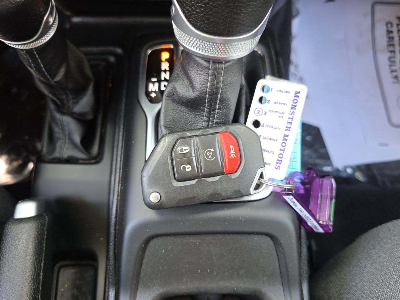 2024 Jeep Wrangler Sahara AWD