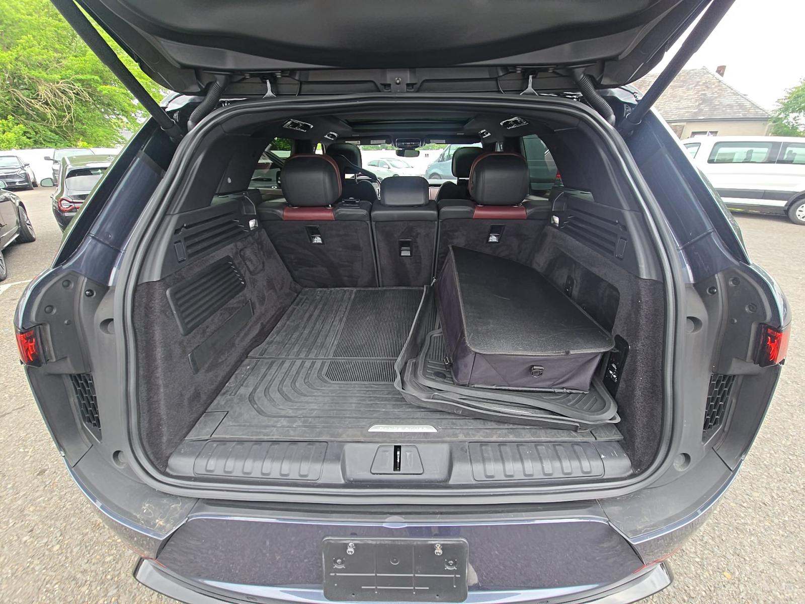 2023 Land Rover Range Rover Sport SE Dynamic AWD
