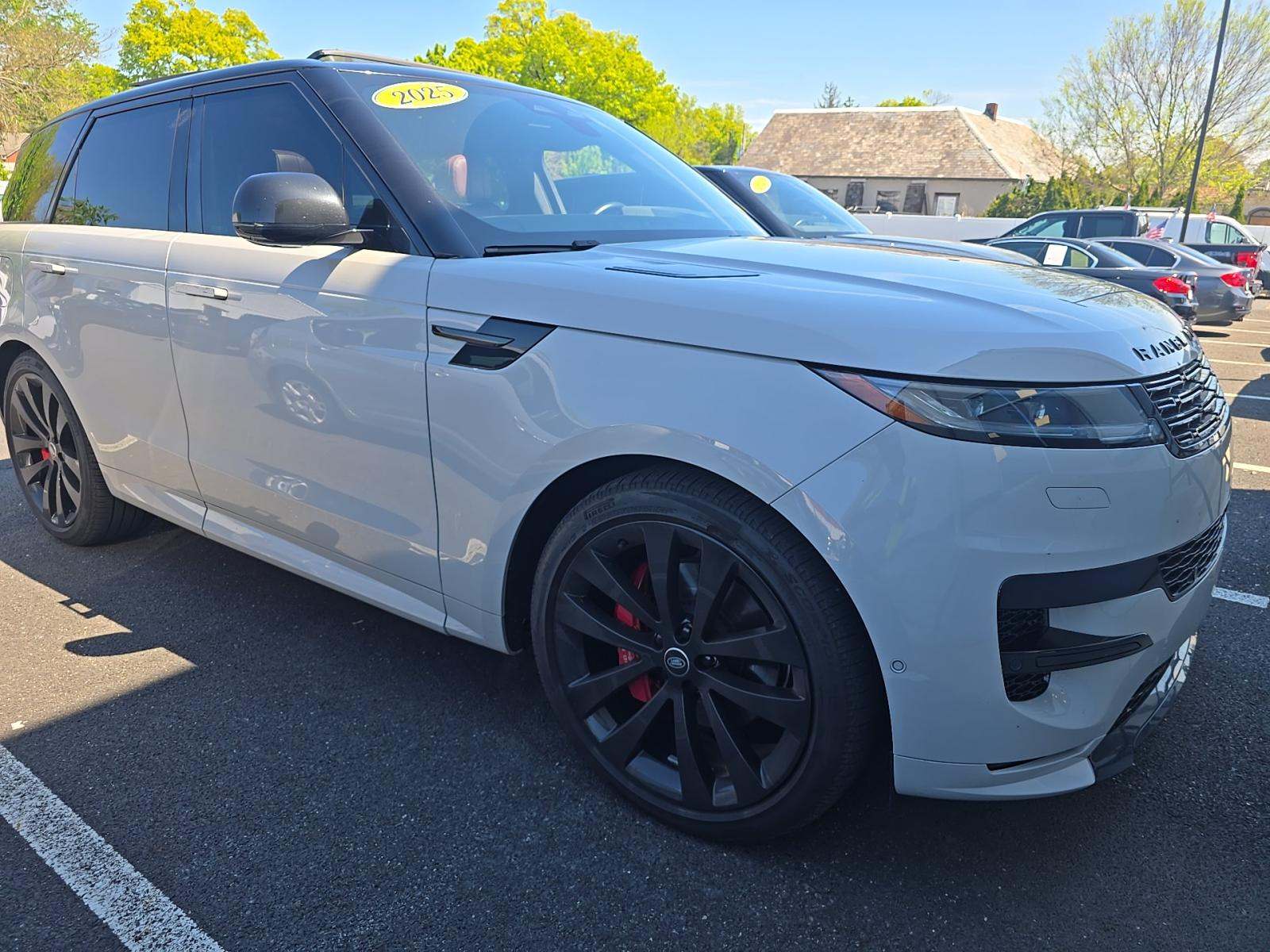 2025 Land Rover Range Rover Sport Dynamic SE AWD