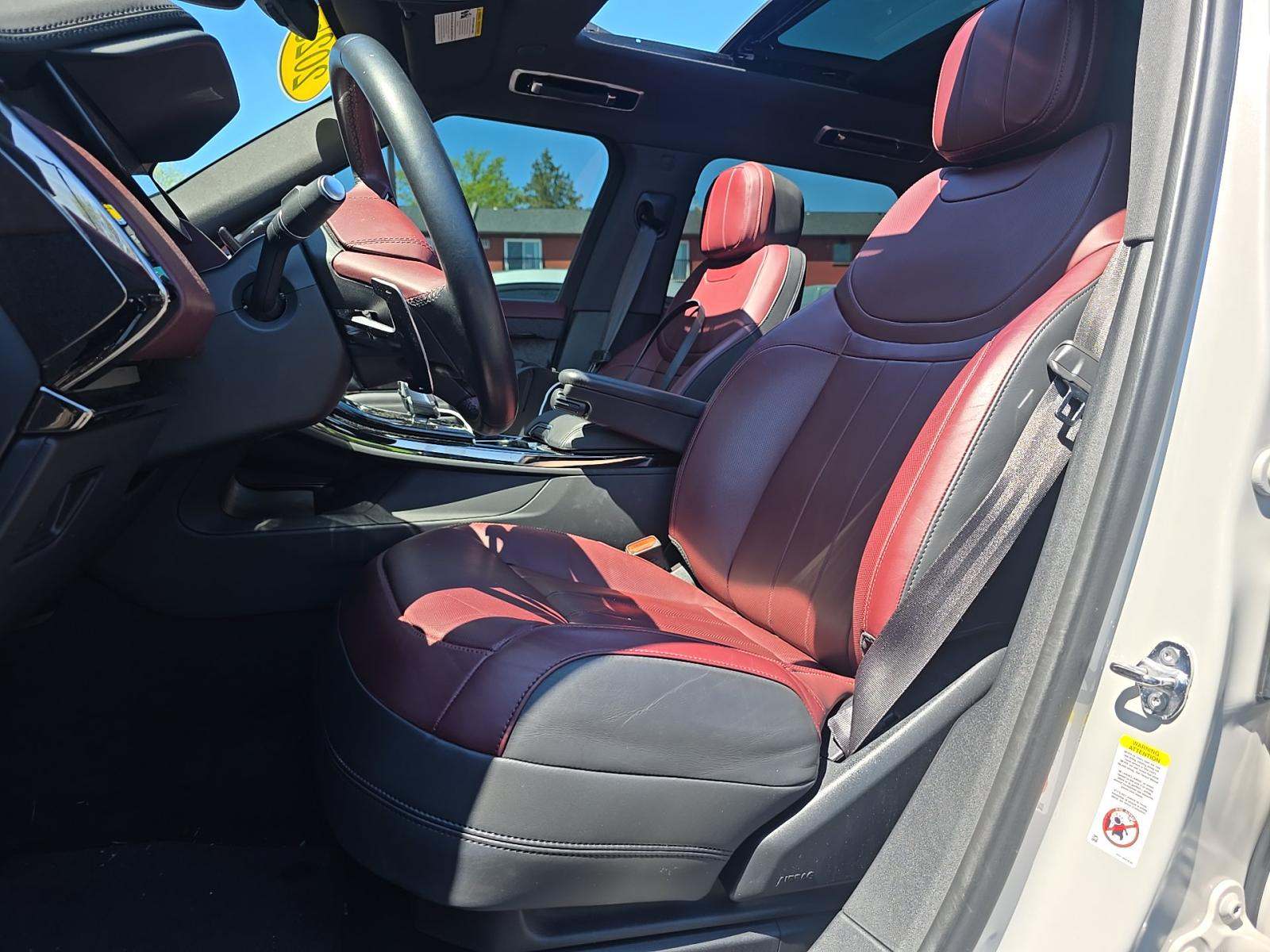 2025 Land Rover Range Rover Sport Dynamic SE AWD