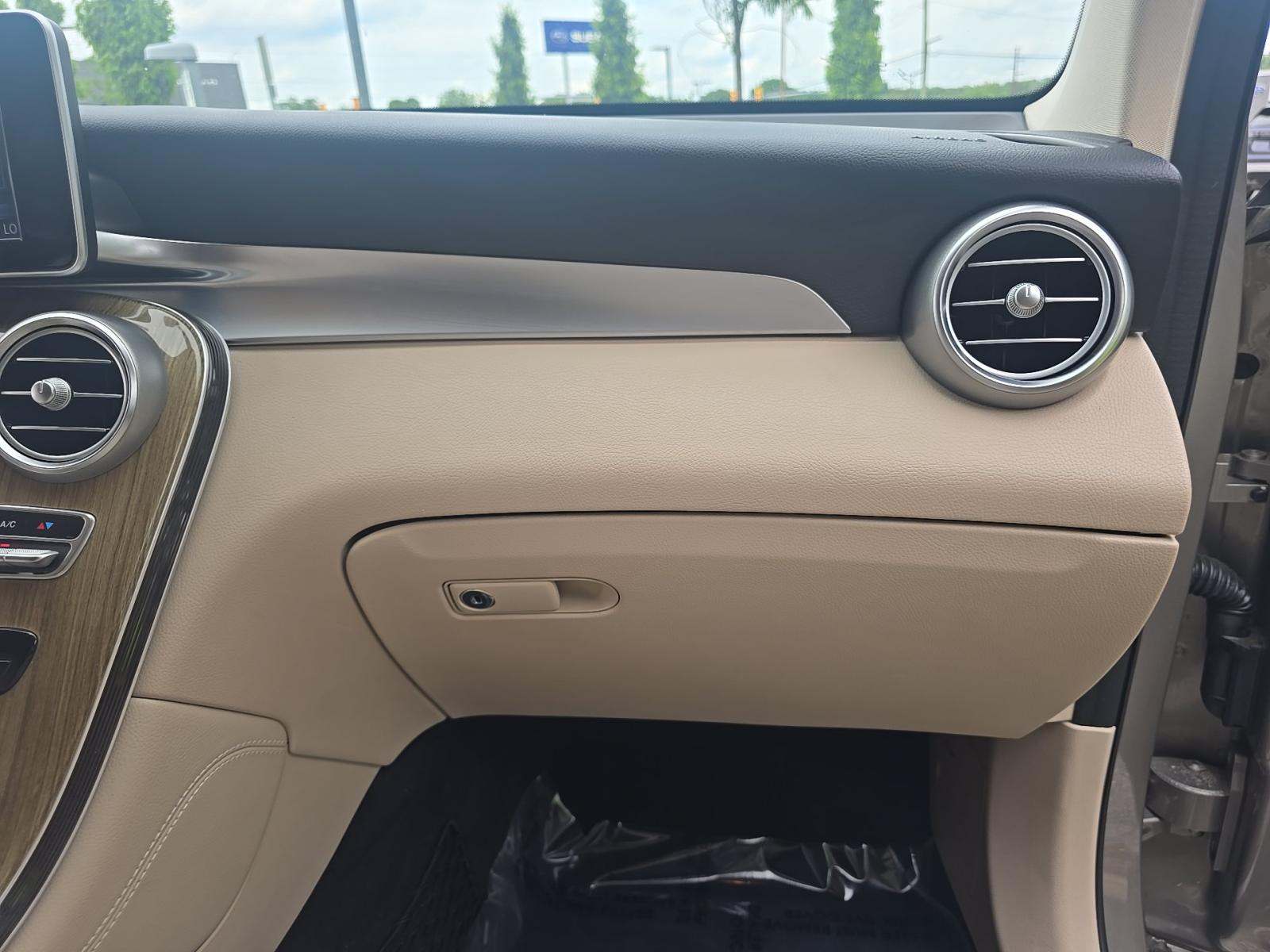 2019 Mercedes-Benz GLC GLC 300 AWD