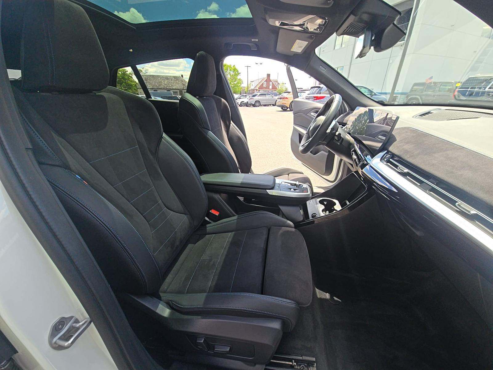 2025 BMW X2 xDrive28i AWD