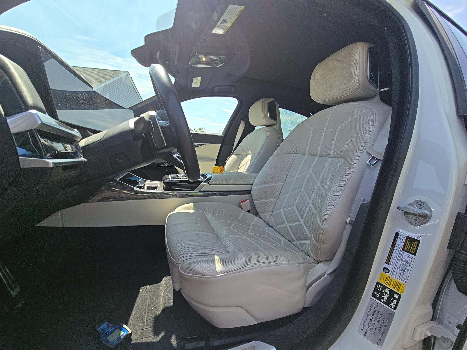2023 BMW 7 Series 760i xDrive AWD