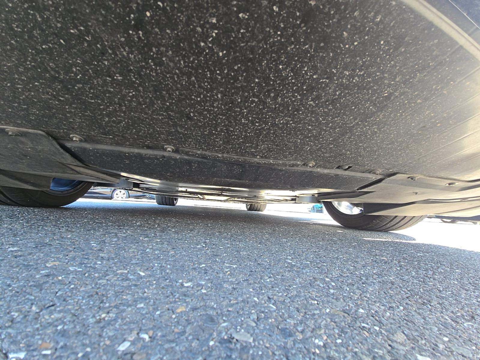 CHEVROLET CORVETTE - 10