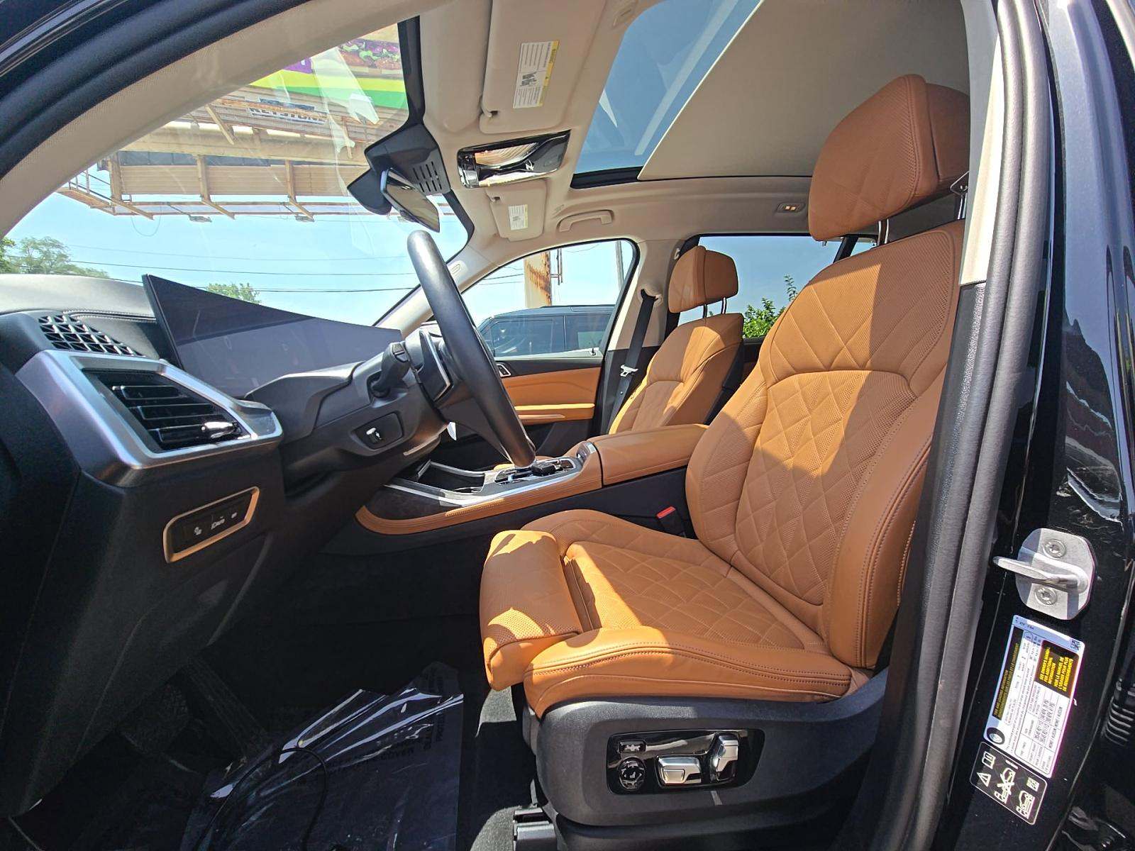 2025 BMW X7 xDrive40i AWD