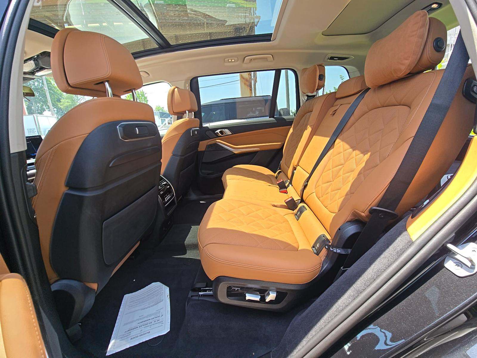 2025 BMW X7 xDrive40i AWD