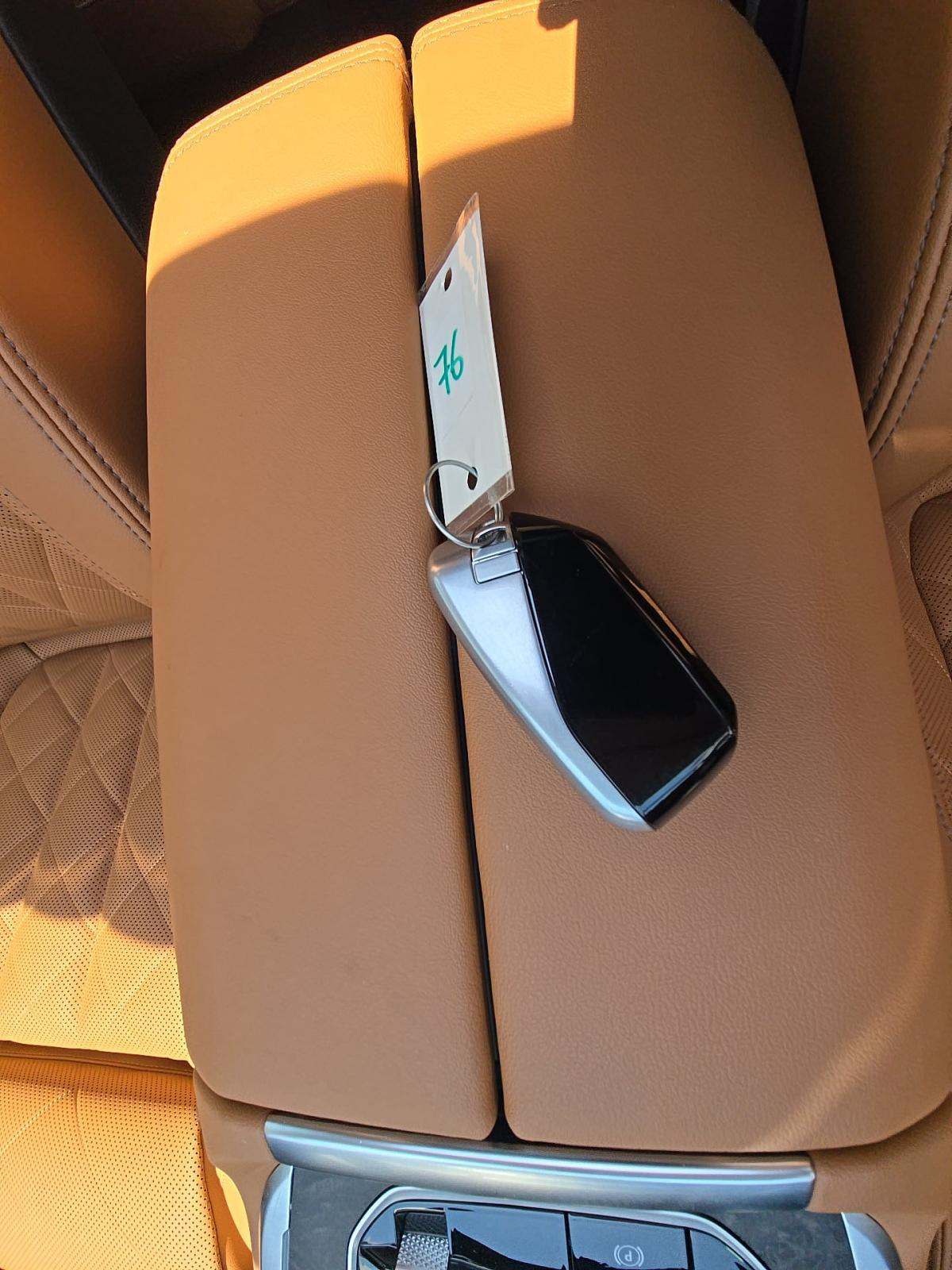 2025 BMW X7 xDrive40i AWD