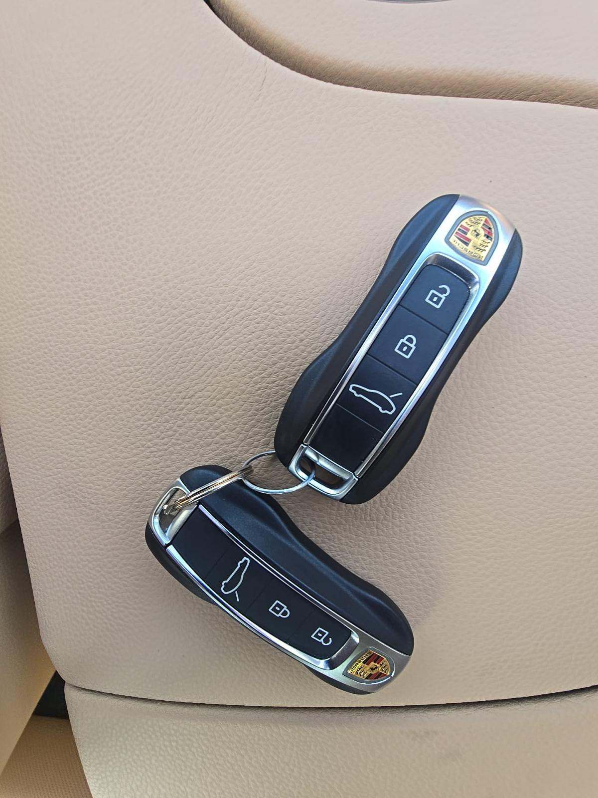2022 Porsche Panamera 4 AWD
