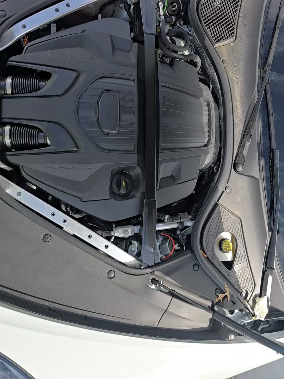 2022 Porsche Panamera 4 AWD