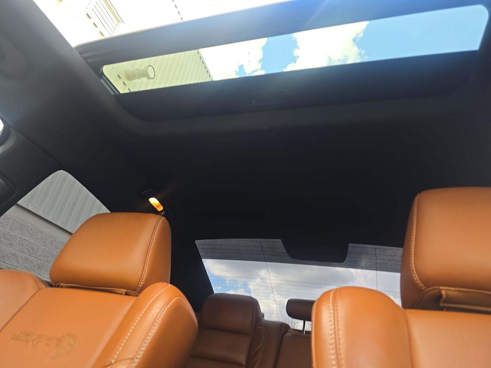 DODGE CHALLENGER - 7