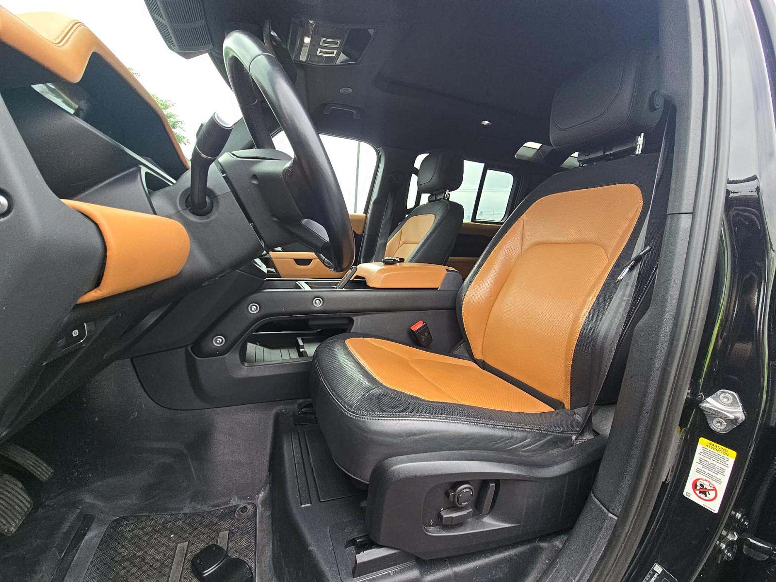 2023 Land Rover Defender 110 X-Dynamic SE AWD