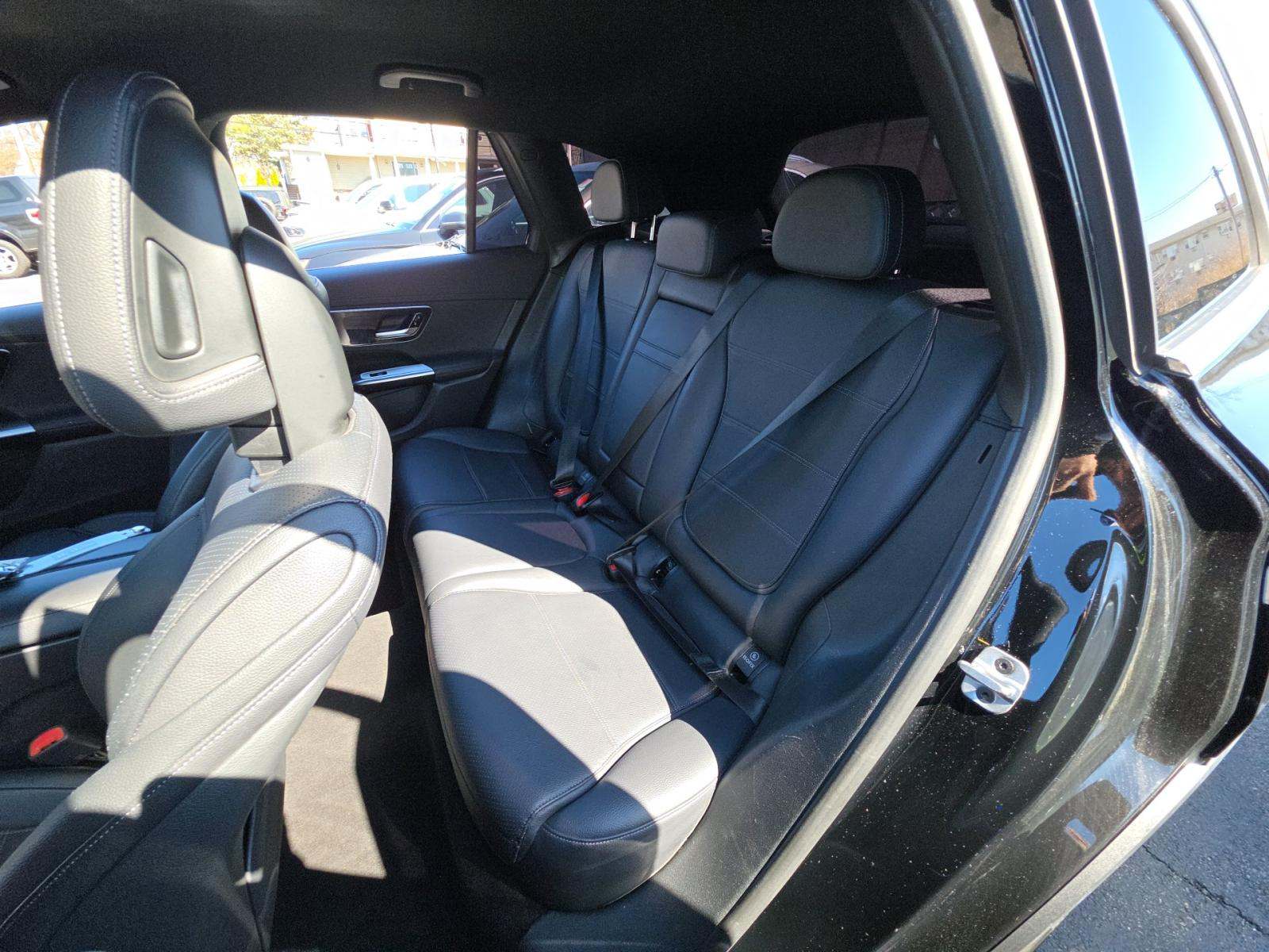 2023 Mercedes-Benz GLC GLC 300 AWD