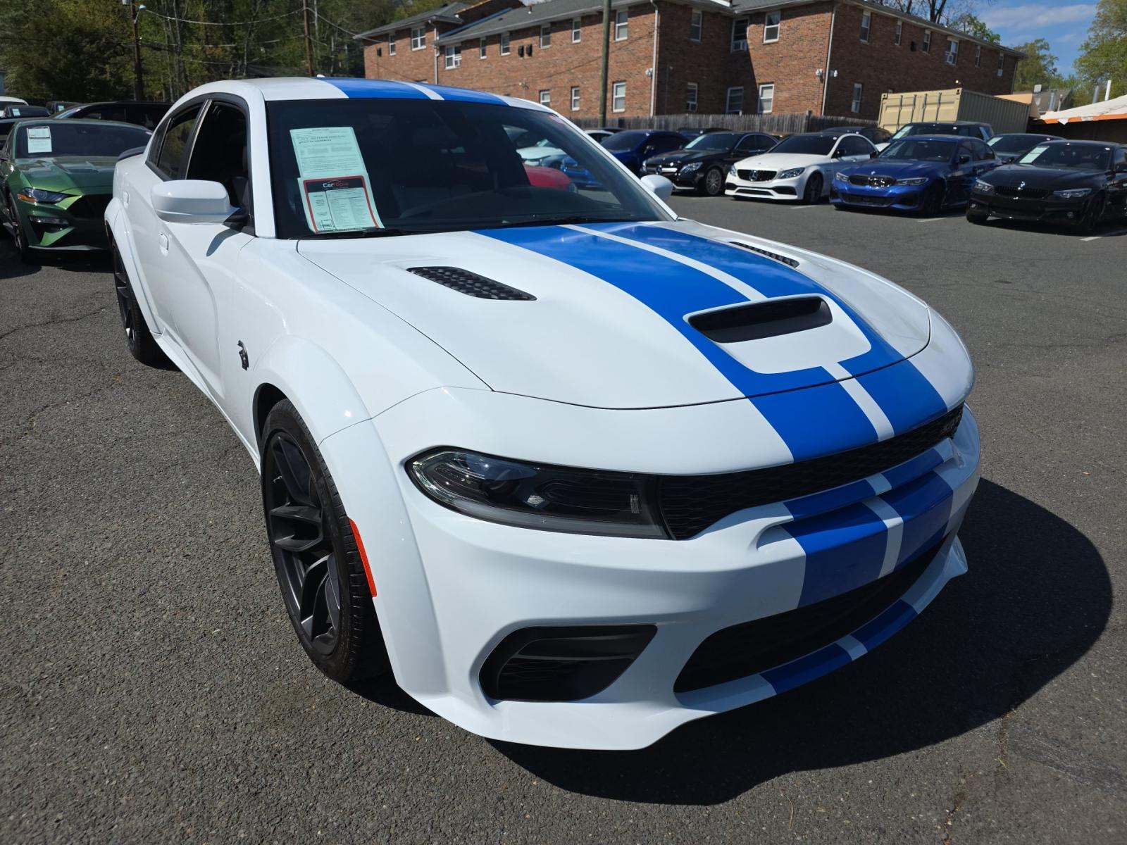 DODGE CHALLENGER - 4