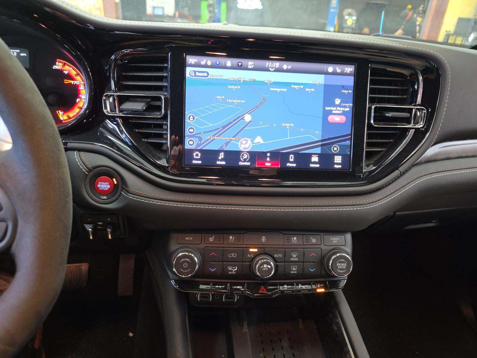 DODGE CHALLENGER - 10