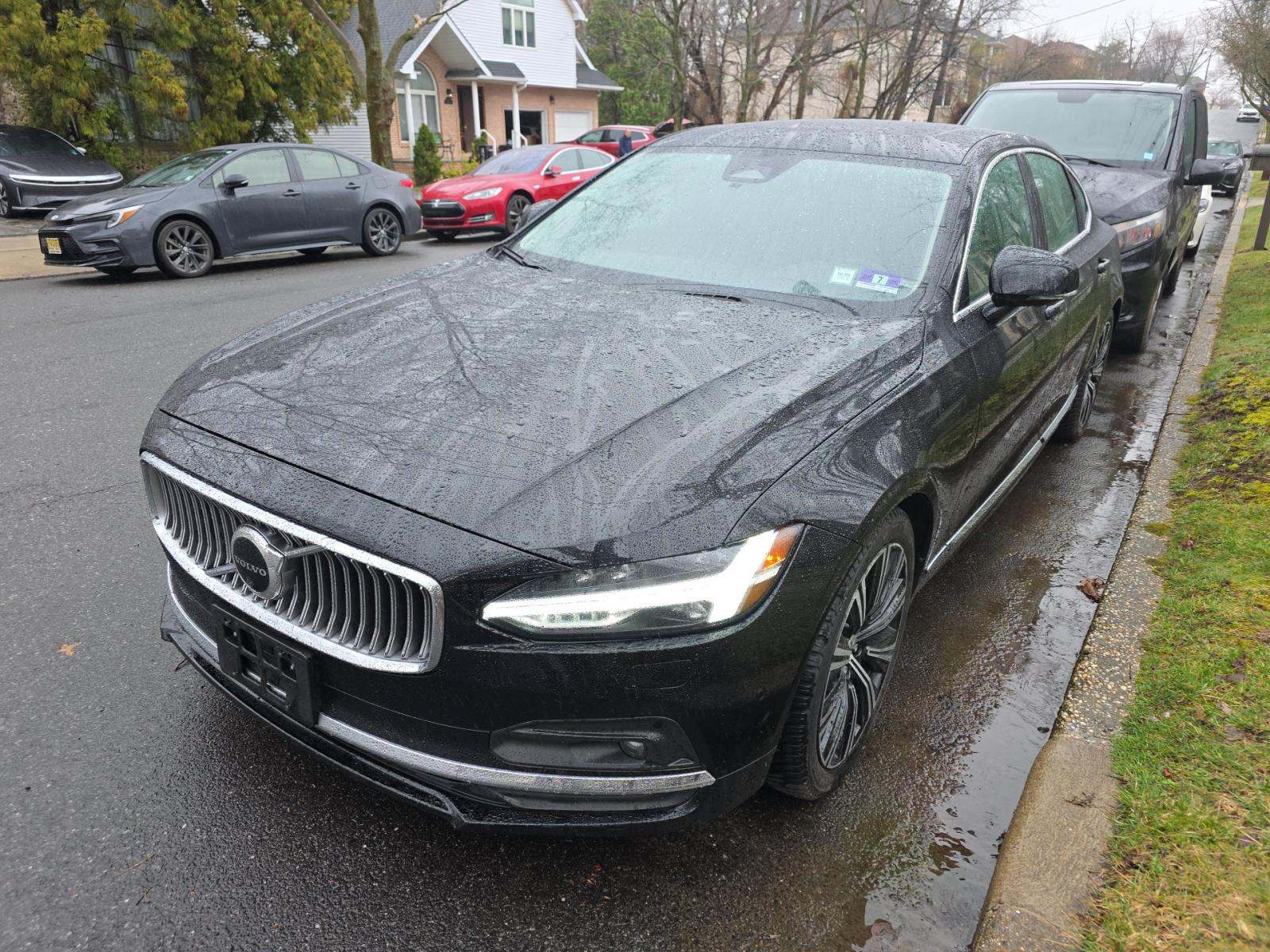 2023 Volvo S90 B6 Plus AWD