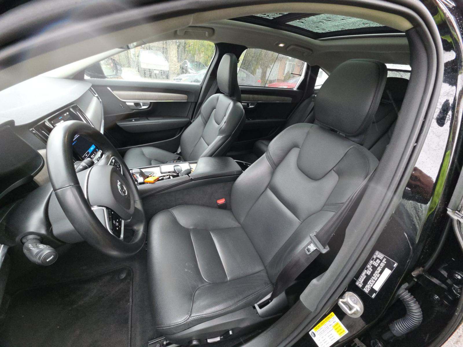 2023 Volvo S90 B6 Plus AWD