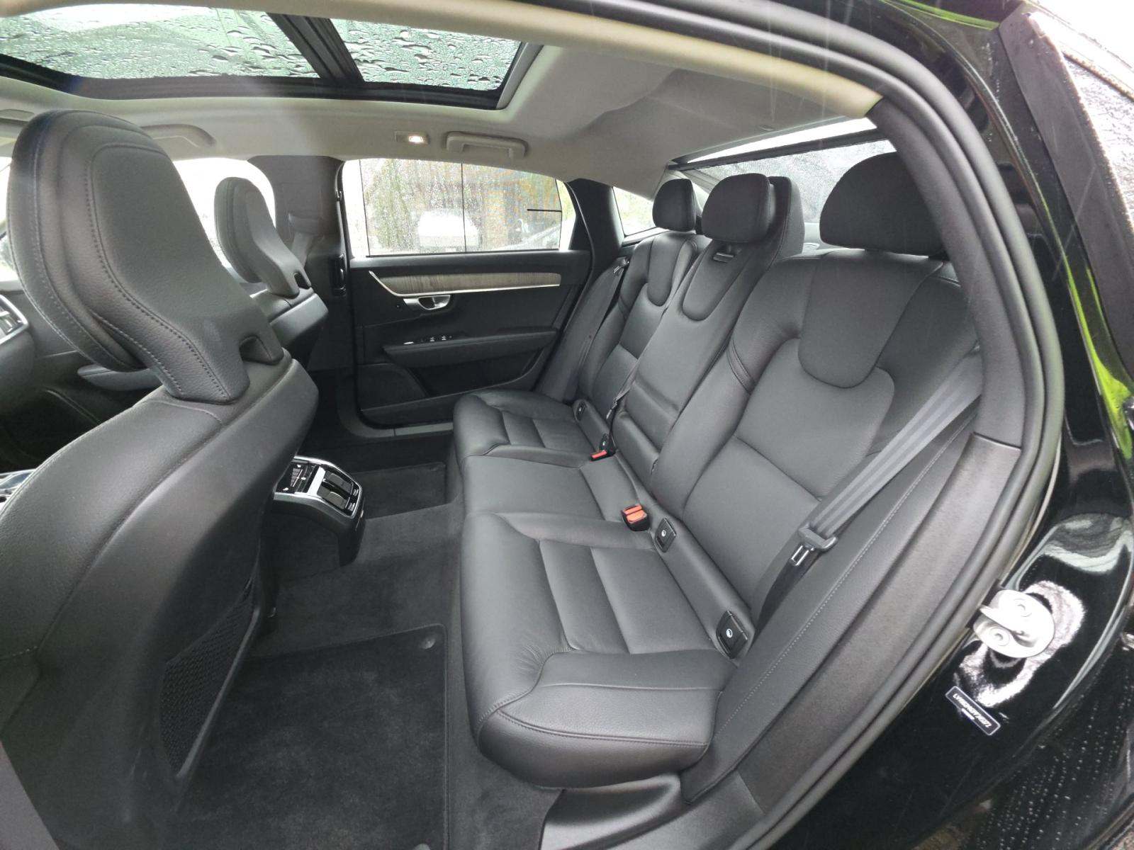 2023 Volvo S90 B6 Plus AWD