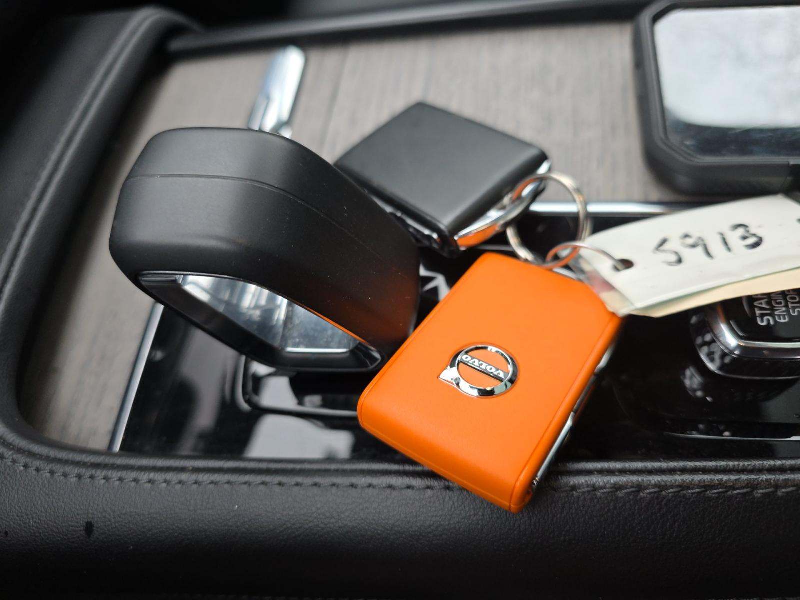 2023 Volvo S90 B6 Plus AWD