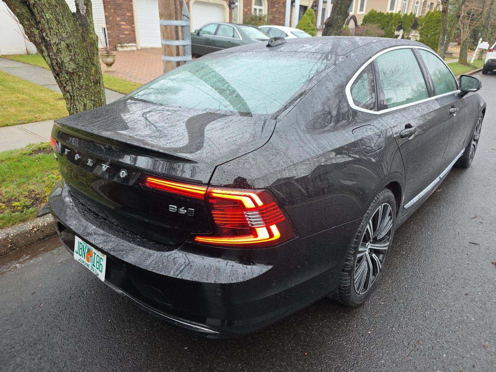 2023 Volvo S90 B6 Plus AWD