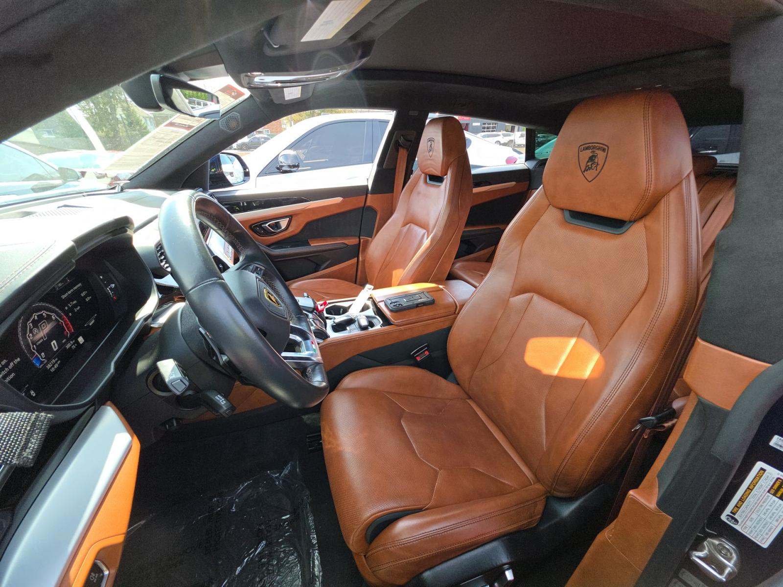 2019 Lamborghini Urus Base AWD