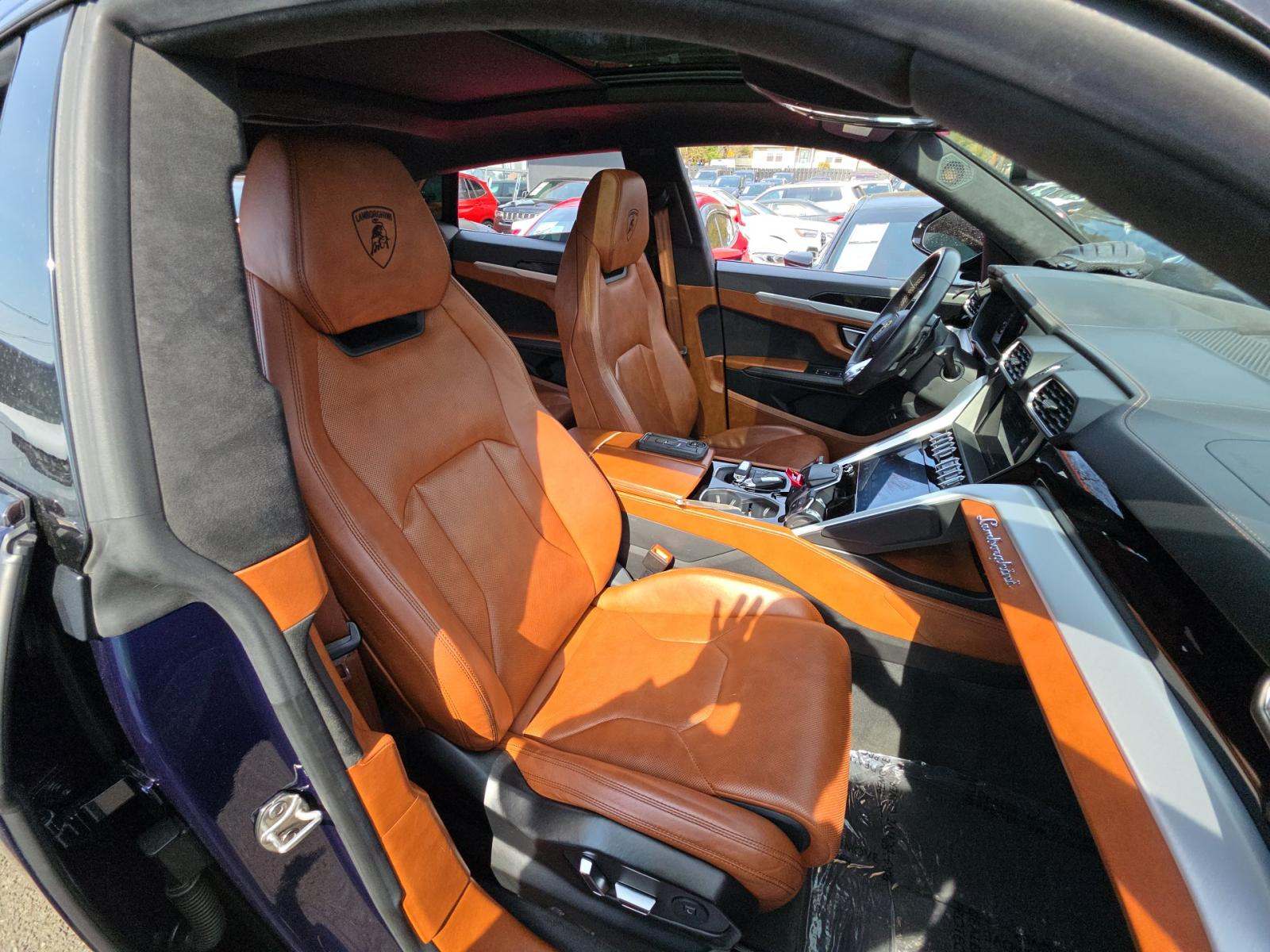 2019 Lamborghini Urus Base AWD