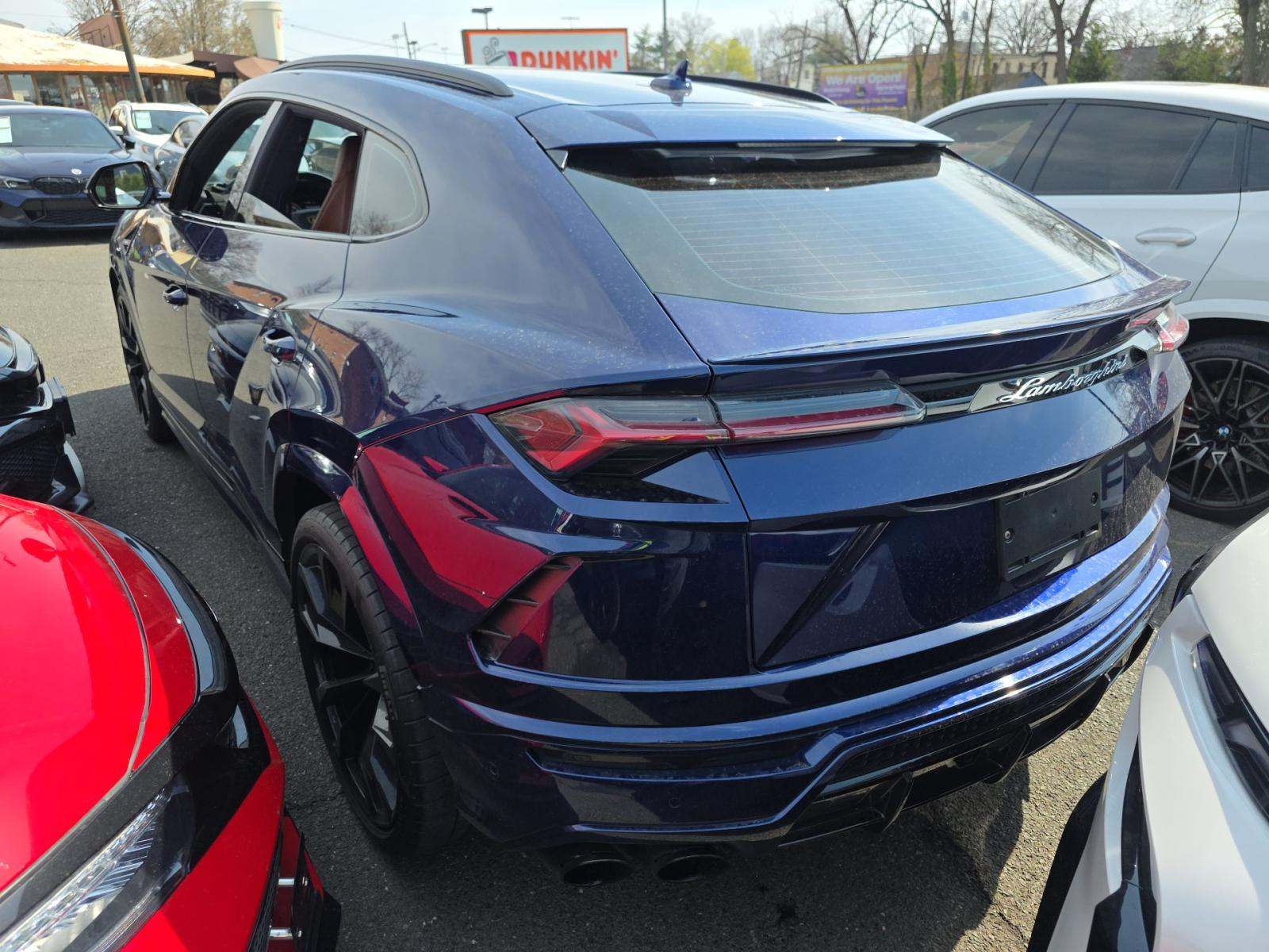 2019 Lamborghini Urus Base AWD