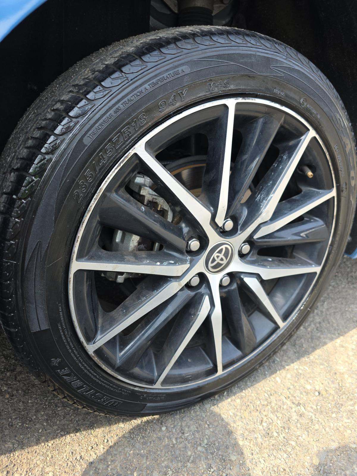 2023 Toyota Camry Hybrid SE FWD