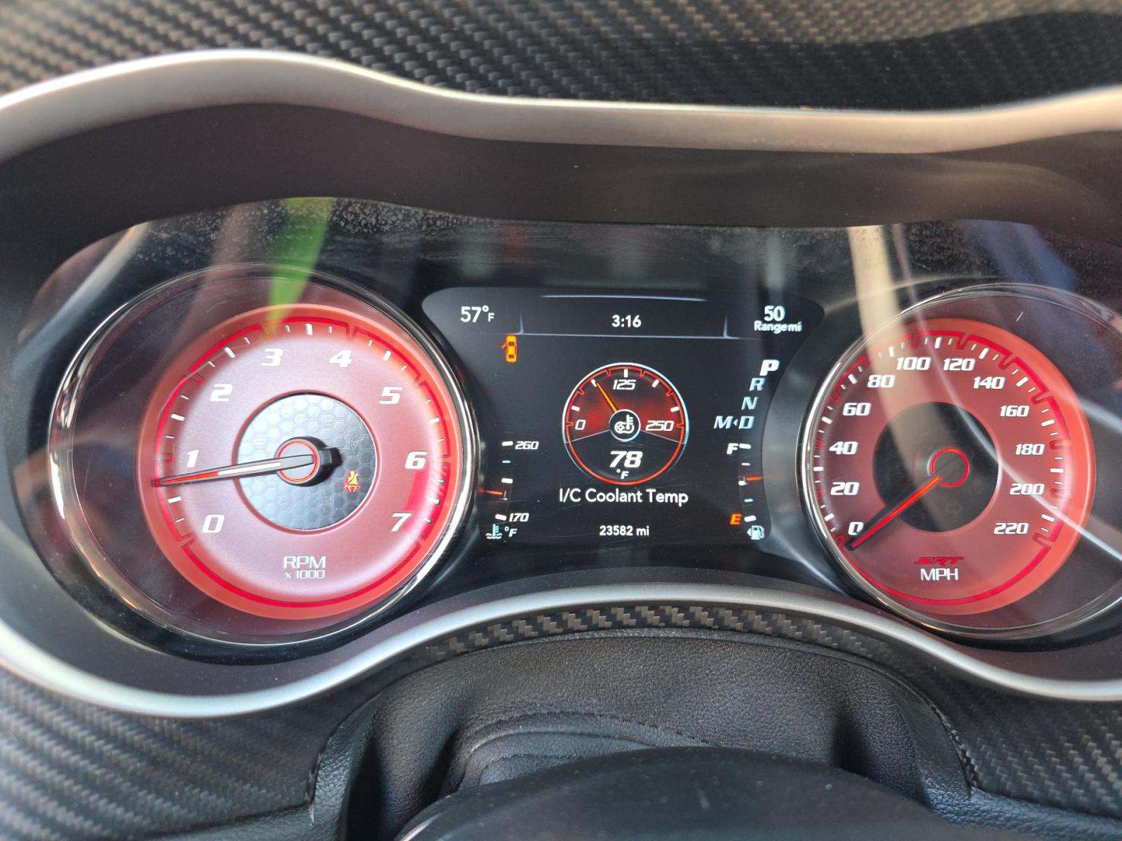 DODGE CHALLENGER - 9