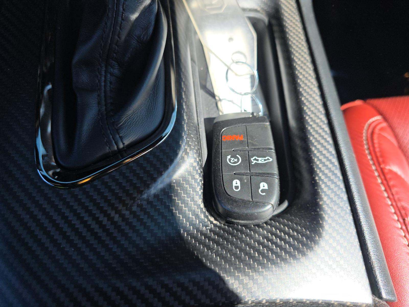 DODGE CHALLENGER - 8